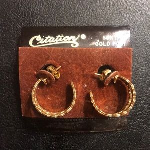 Vintage 14k gold post earrings